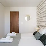 Architectural Poetry In An Unique 3bdrs View Flat 公寓 Lisboa
