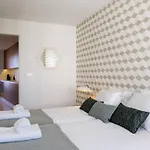 Architectural Poetry In An Unique 3bdrs View Flat *