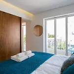 公寓 Architectural Poetry In An Unique 3bdrs View Flat
