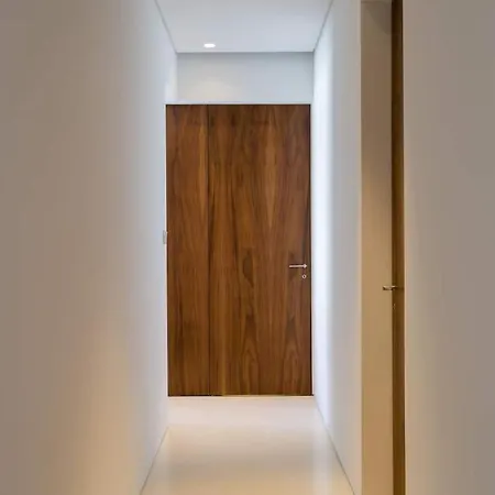 Architectural Poetry In An Unique 3bdrs View Flat Appartamento *