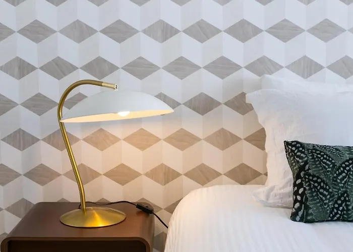 Architectural Poetry In An Unique 3bdrs View Flat شقة