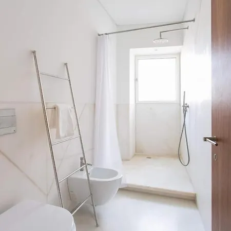 Appartement Architectural Poetry In An Unique 3bdrs View Flat *